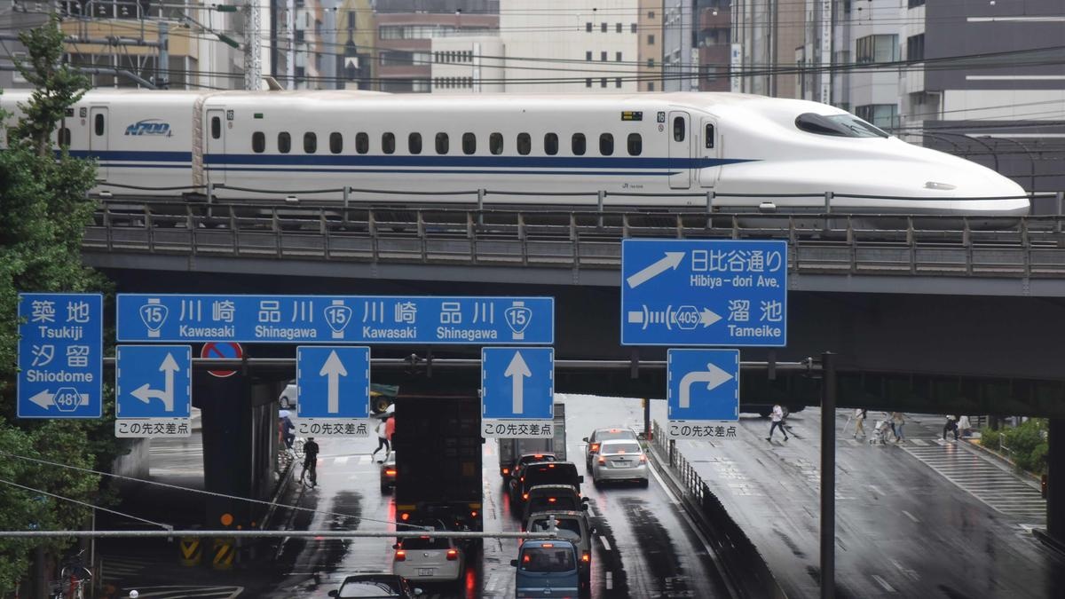 tau cao toc Nhat Ban anh 4