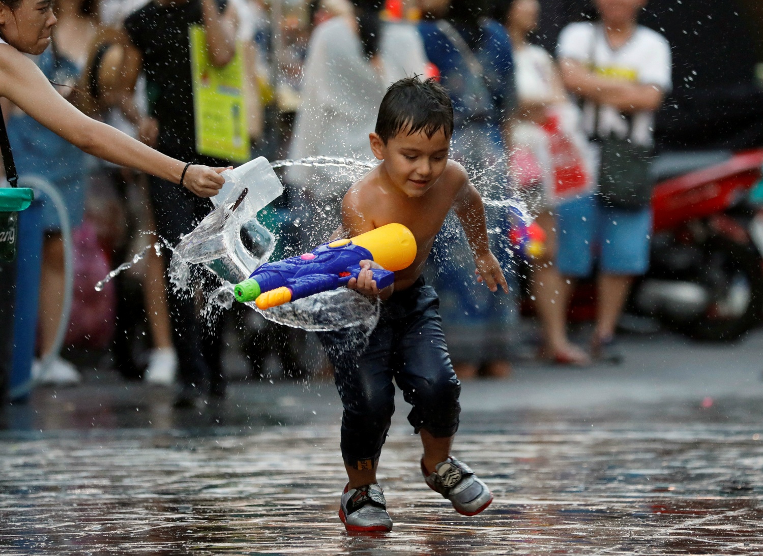 le hoi te nuoc Thai Lan anh 4