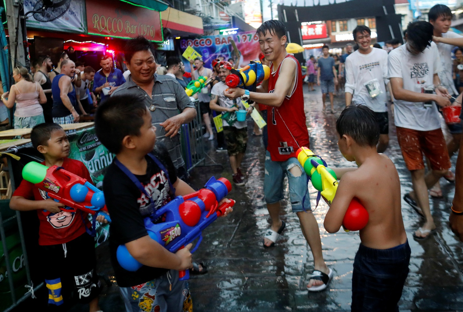 le hoi te nuoc Thai Lan anh 3