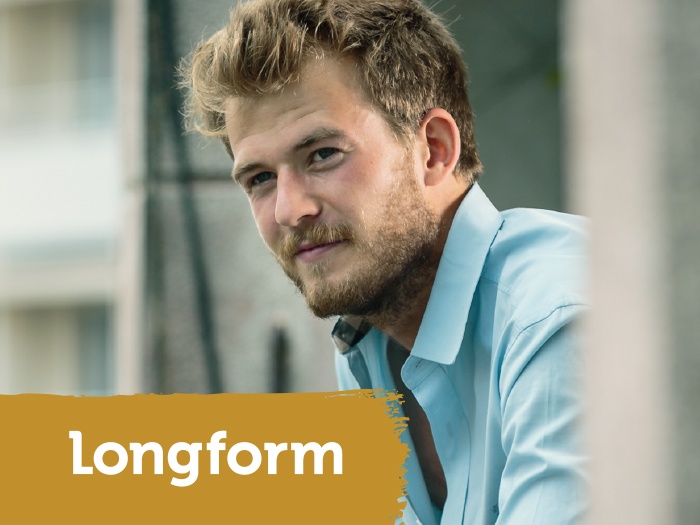 Chang trai di bo toi Nam Cuc de 'bot co loi voi Trai Dat' hinh anh