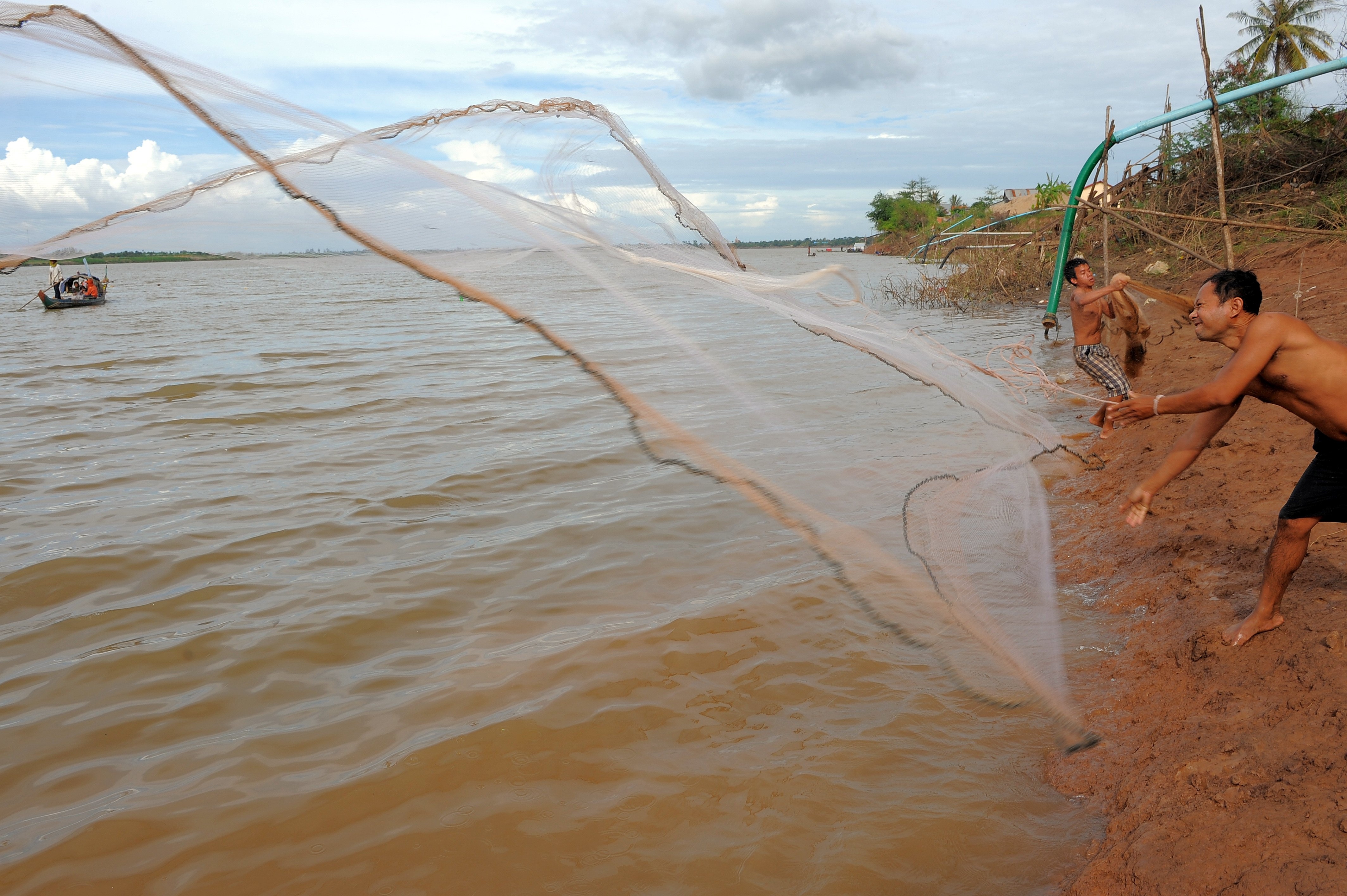 dap thuy dien Mekong anh 2