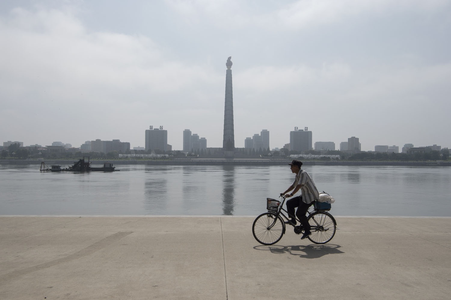 Trump gap Kim Jong Un anh 1