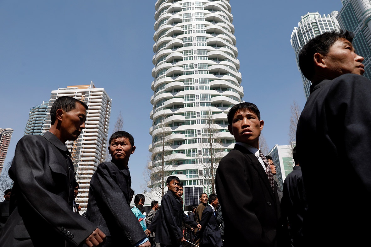 Trump gap Kim Jong Un anh 2