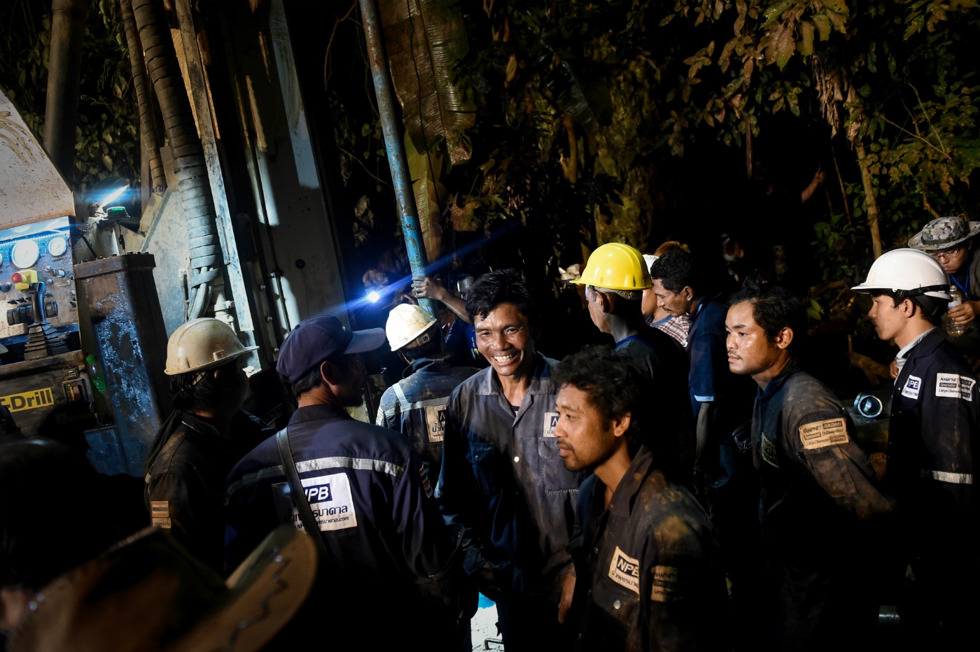 tìm thấy đội bóng Thái mất tích ảnh 2 tim thay doi bong Thai mat tich anh 2