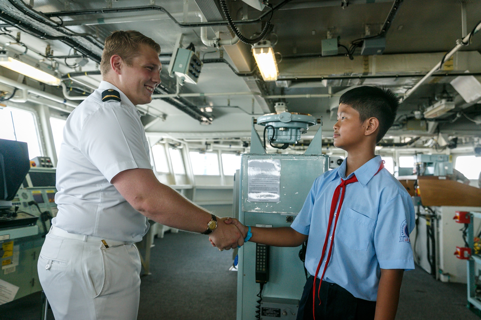 tau Anh den TP.HCM anh 3