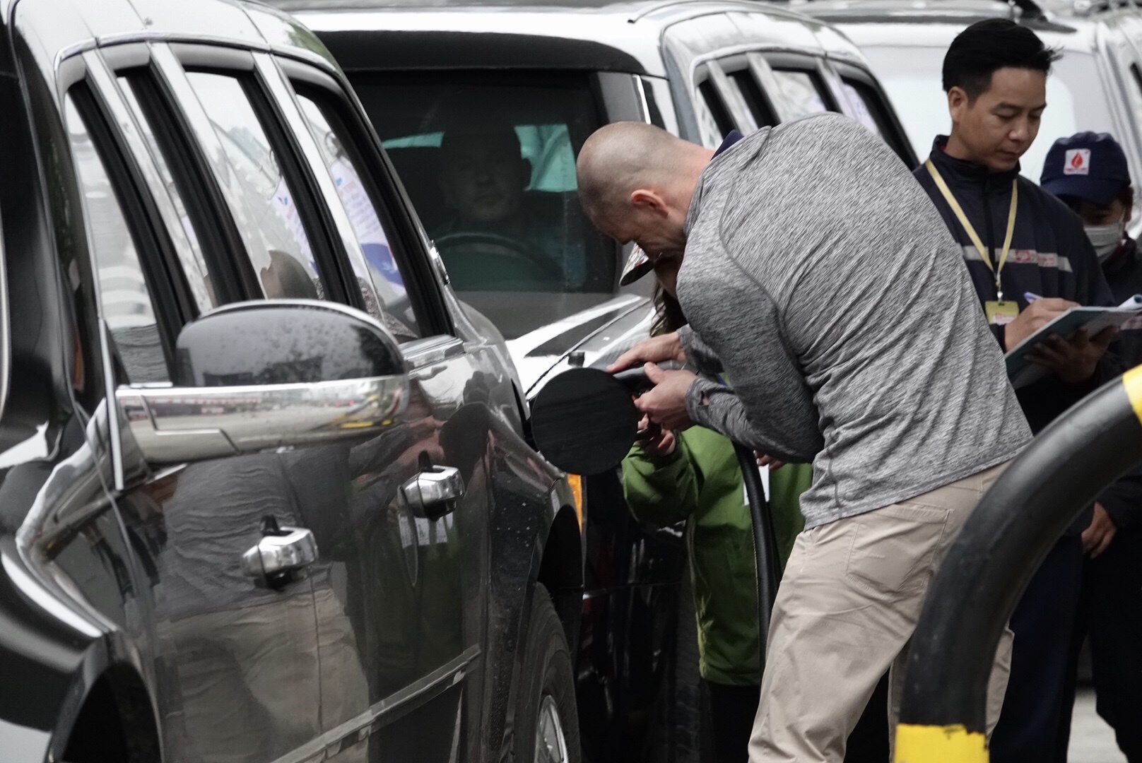 xe Trump den Ha Noi anh 2