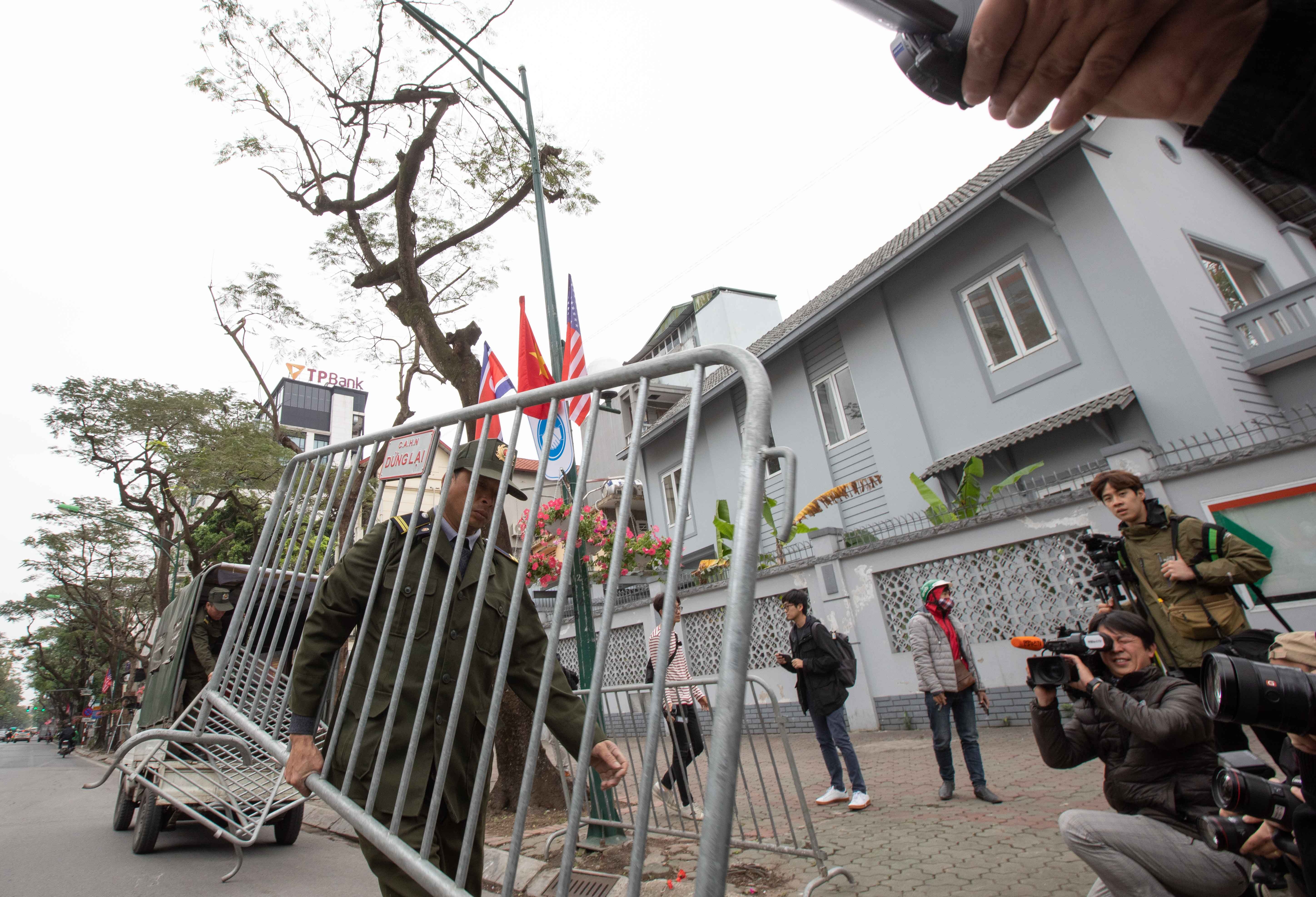 Trump Kim Ha Noi anh 4