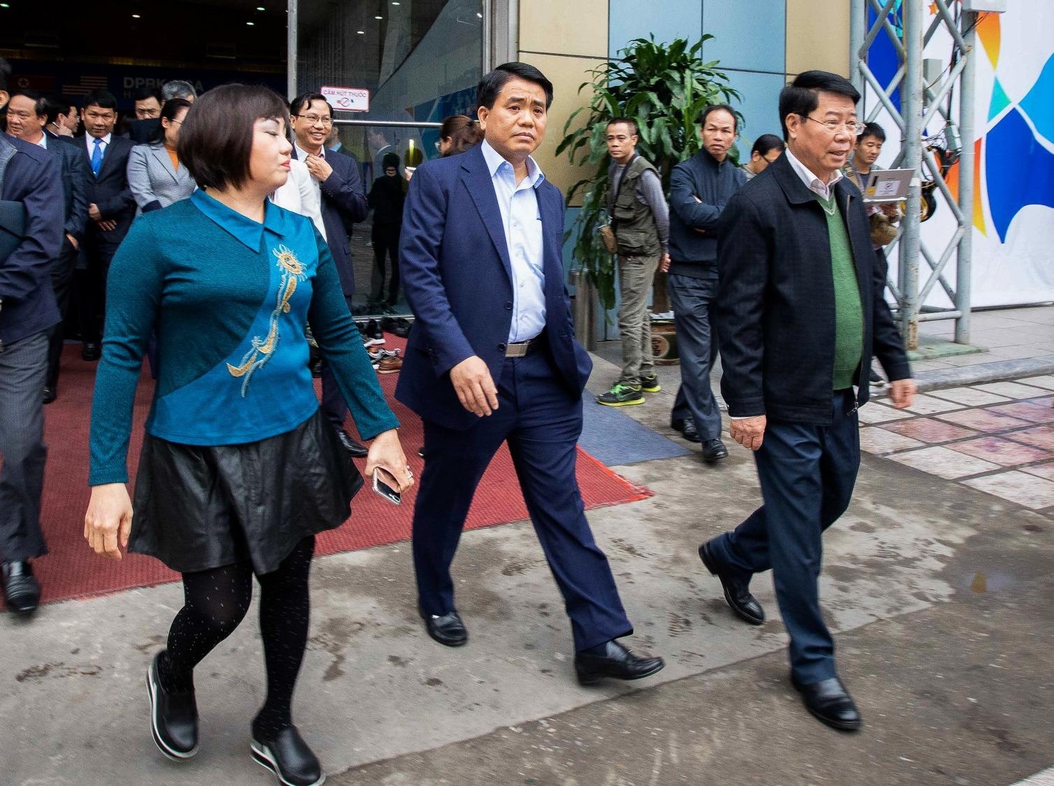 Chu tich Ha Noi mong dan dong gop de hoi nghi My-Trieu thanh cong hinh anh