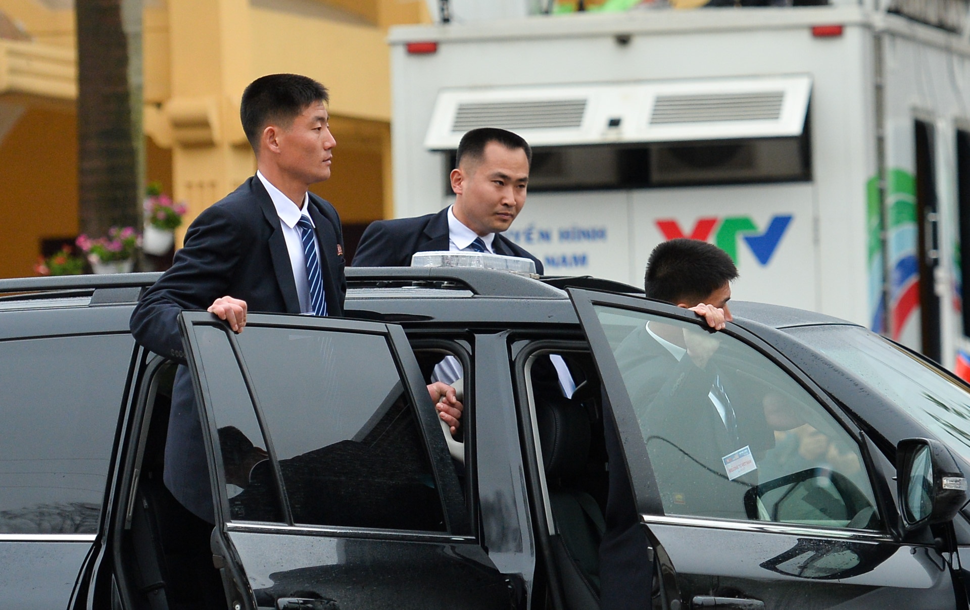 can ve Kim Jong Un anh 10