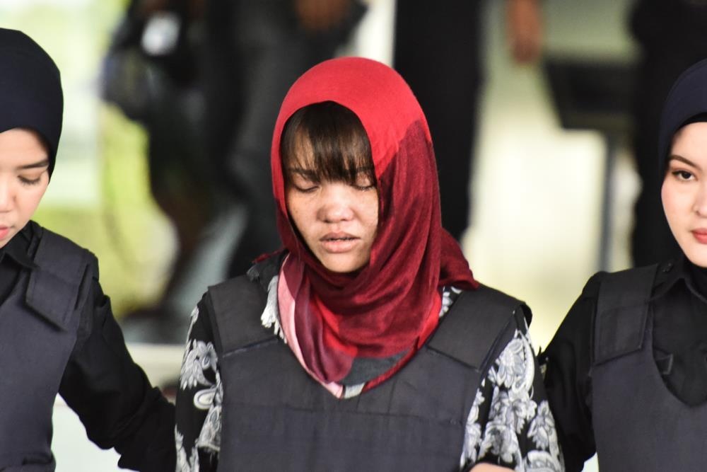 Phien toa chua phai cuoi cung cho Doan Thi Huong va nhung noi tuc gian hinh anh