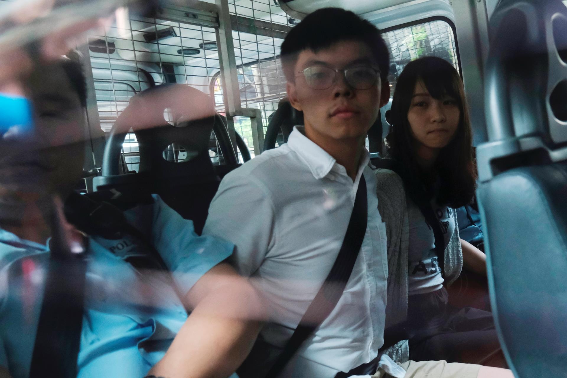 Joshua Wong bị bắt ảnh 1 Joshua Wong bi bat anh 1