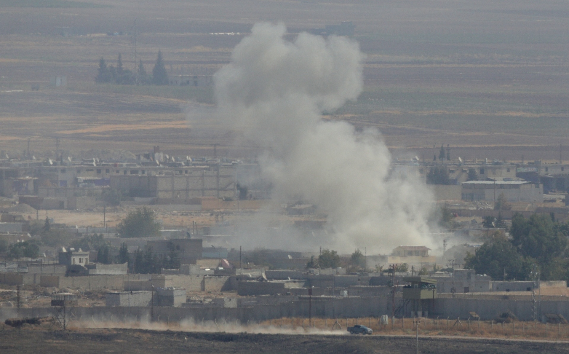 Quan My rut, nguoi Nga tuan tra giua cac luc luong Tho Nhi Ky va Syria hinh anh