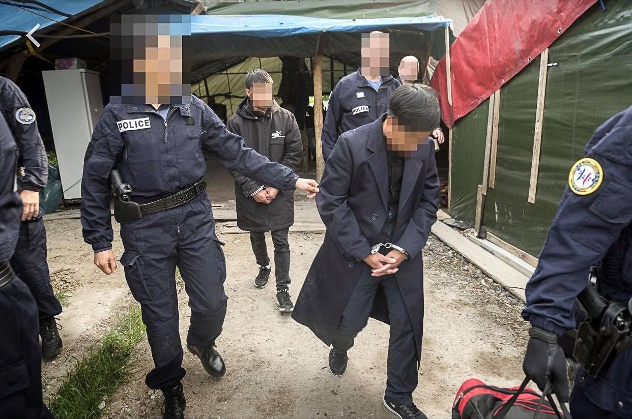 ‘Chien luoc tang hinh’ cua nguoi Viet vuot bien vao Anh hinh anh