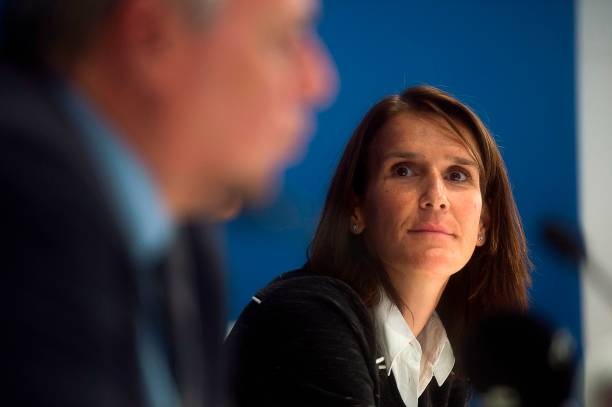 Bi co nu thu tuong dau tien anh 1