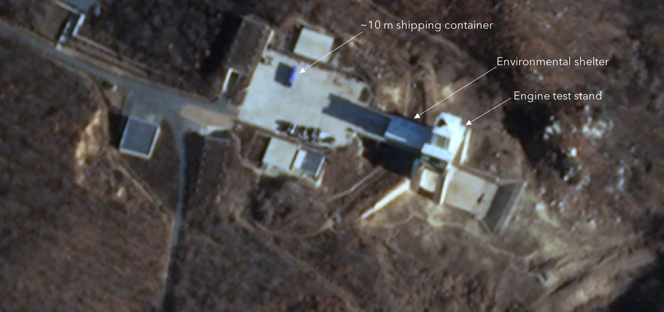 Anh ve tinh cho thay Trieu Tien chuan bi thu dong co ten lua hinh anh