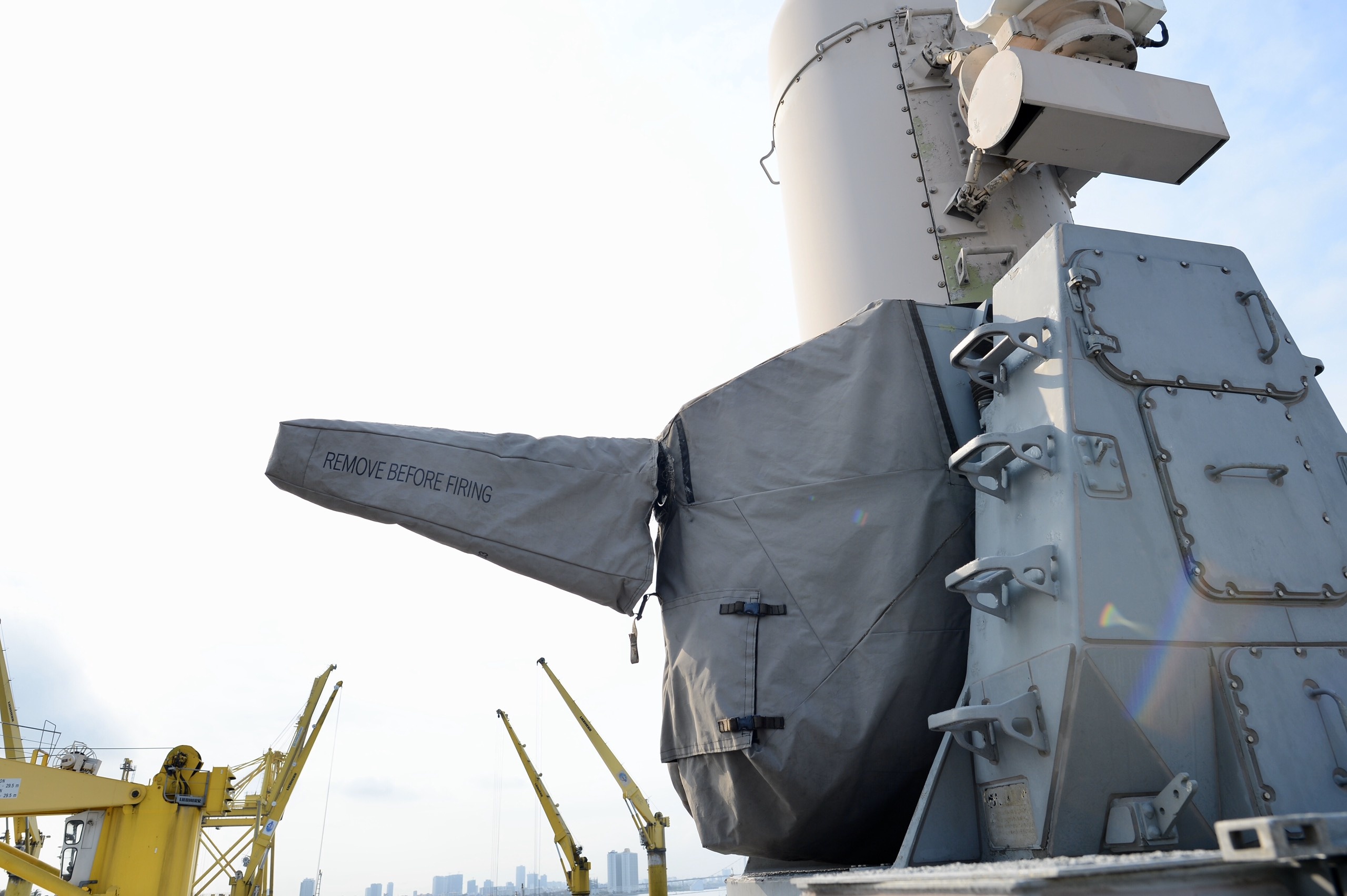 tau san bay my Da Nang anh 5