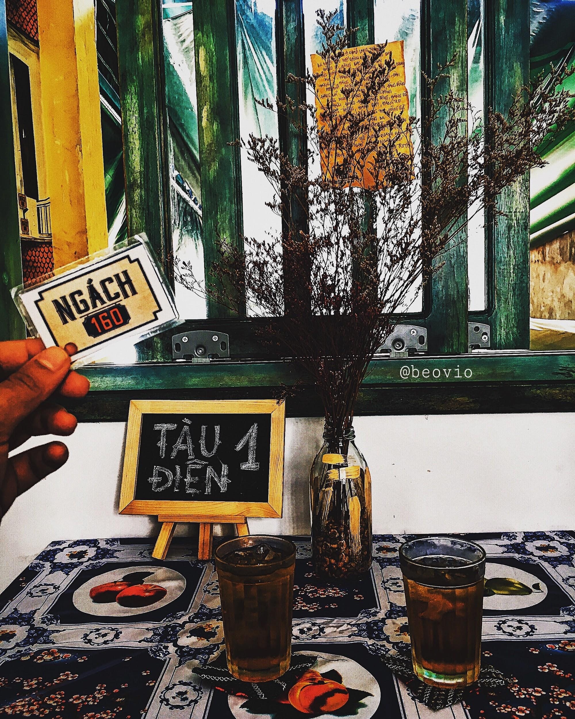 Tron nong tai 5 quan ca phe an yen o TP.HCM dip le anh 11