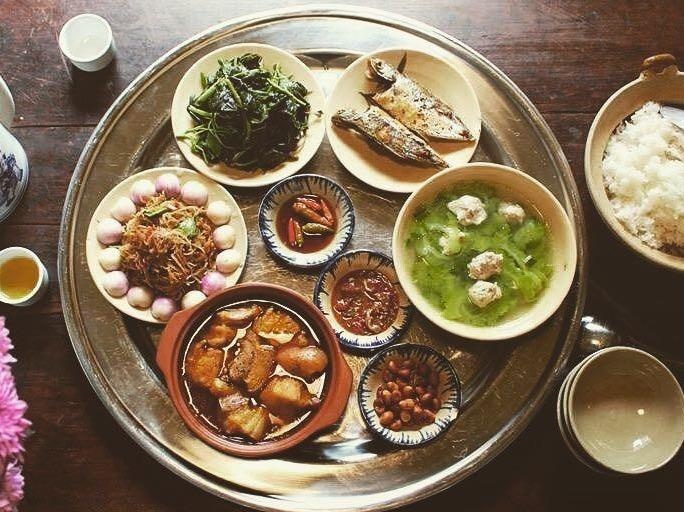 Them ‘com me nau’, den ngay nhung quan com nha dan da o Da Lat hinh anh