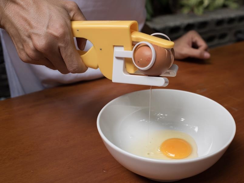 Dap trung nhanh, khong dinh tay nho dung cu than thanh nay hinh anh