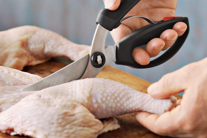 Chat xuong ga khong the lam kho chi em nho chiec keo nay hinh anh