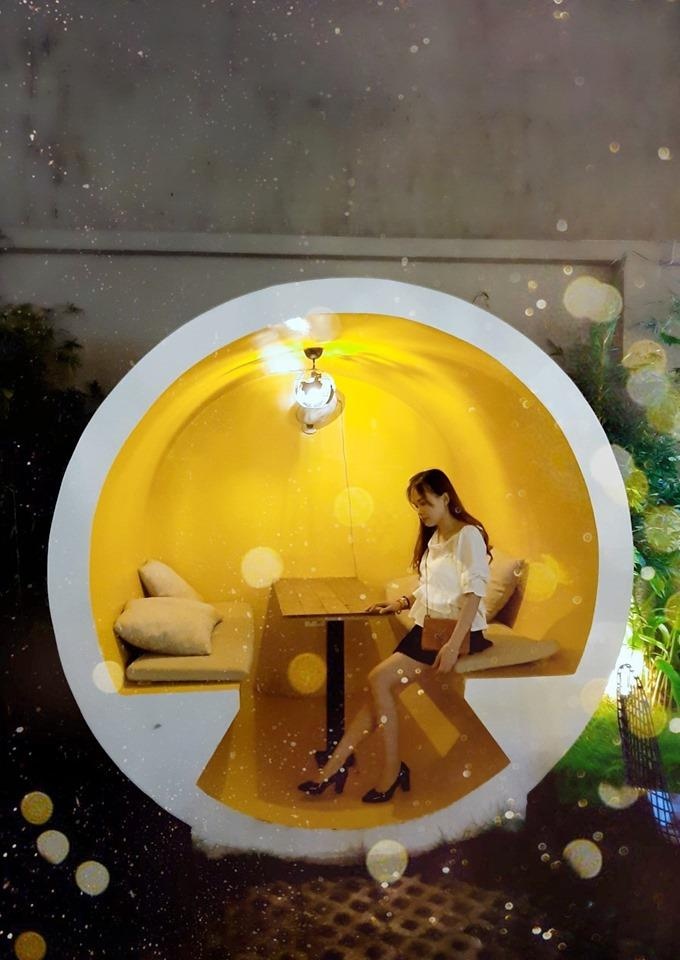 Quan ca phe ong cong doc la anh 11