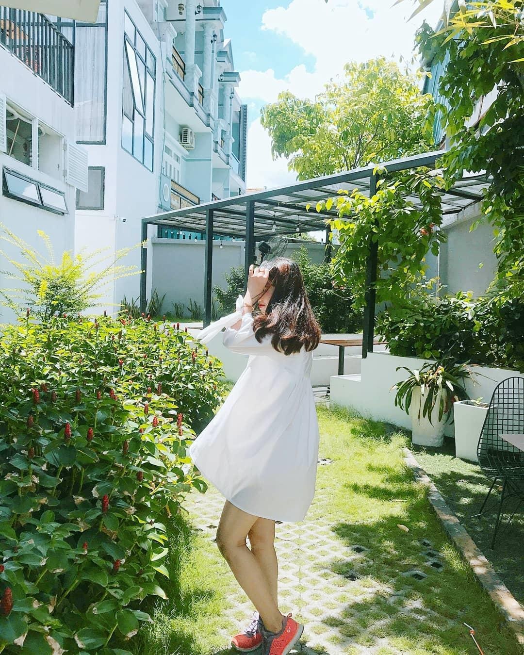 Quan ca phe ong cong doc la anh 13