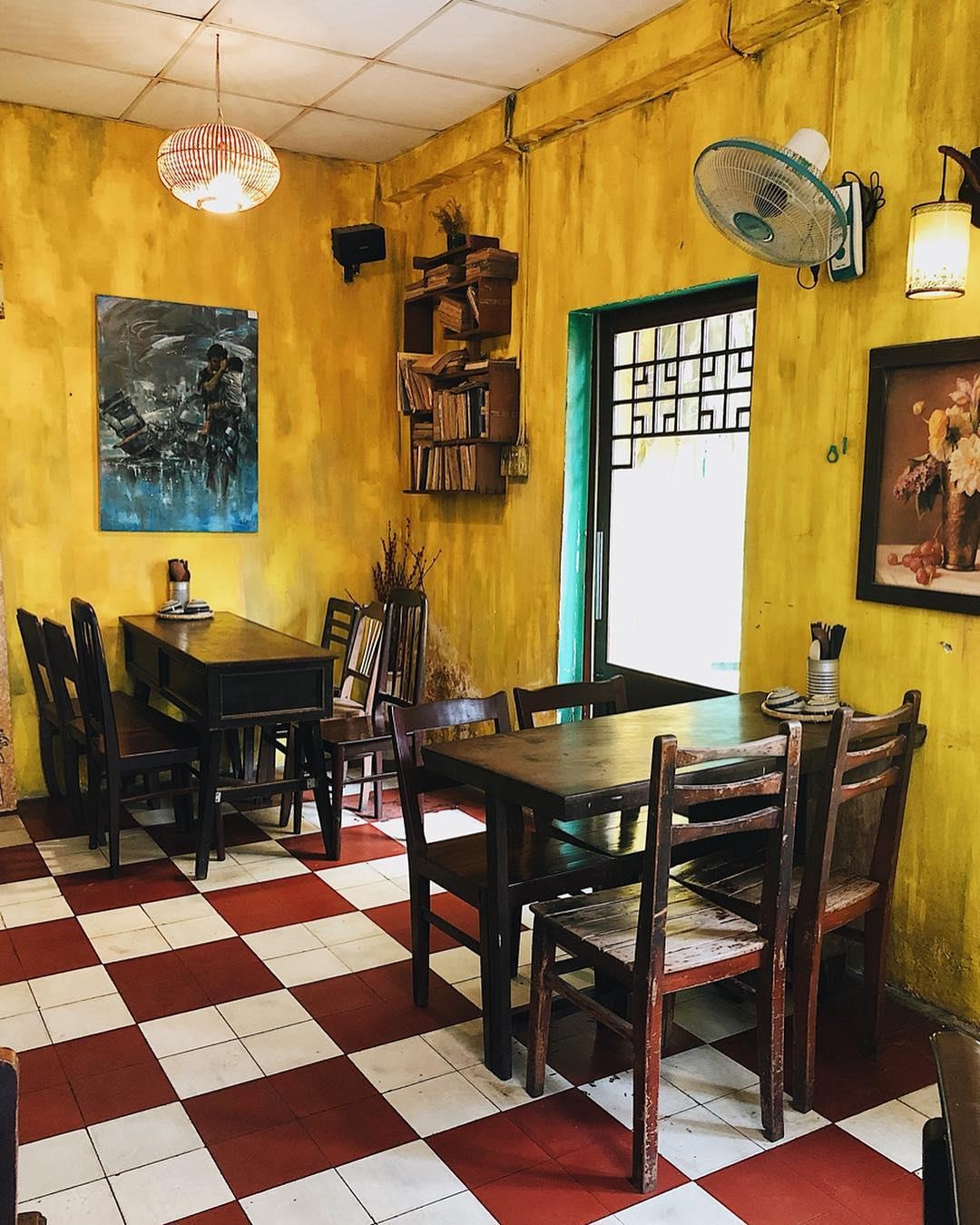 5 quan an trua tai TP.HCM cho si tu thi THPT anh 9