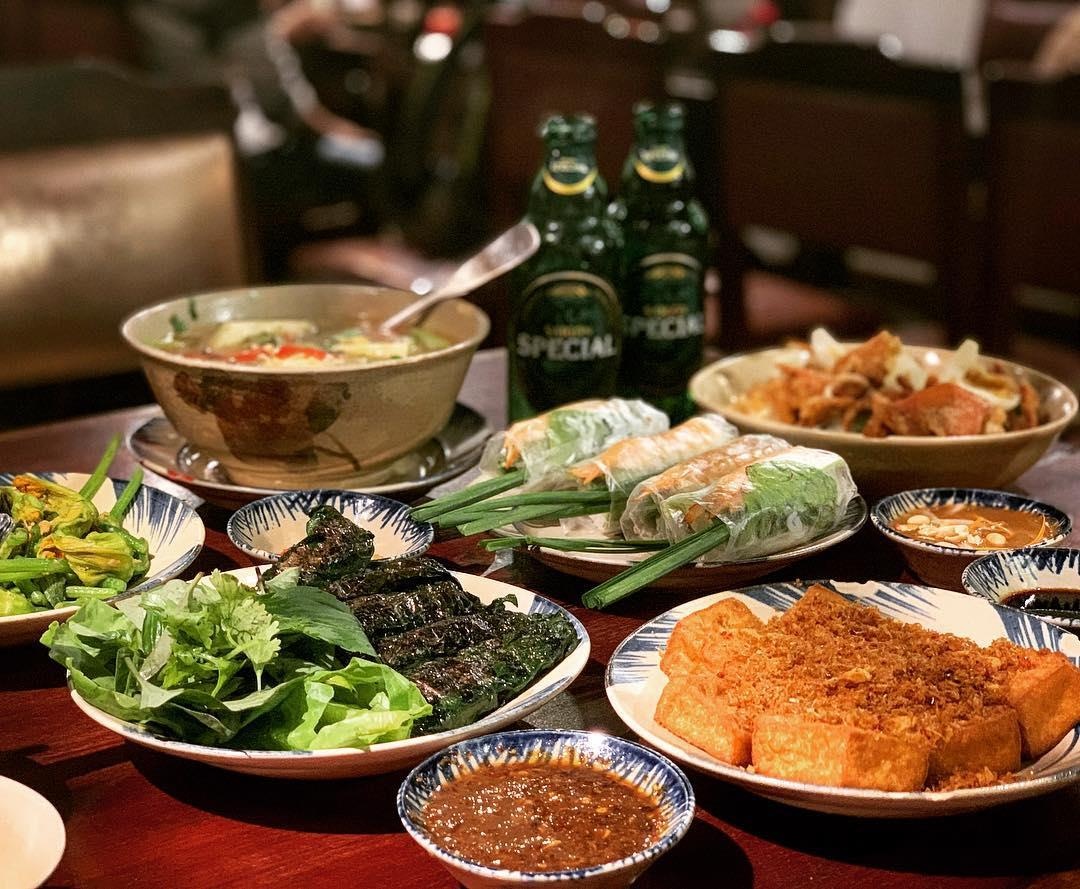 5 quan an trua tai TP.HCM cho si tu thi THPT anh 15