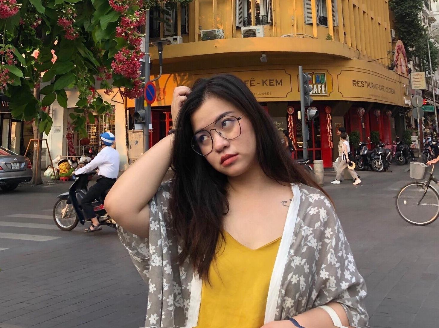 Truoc khi doi dia diem, Ciao Cafe tung la noi song ao hot nhat TP.HCM hinh anh