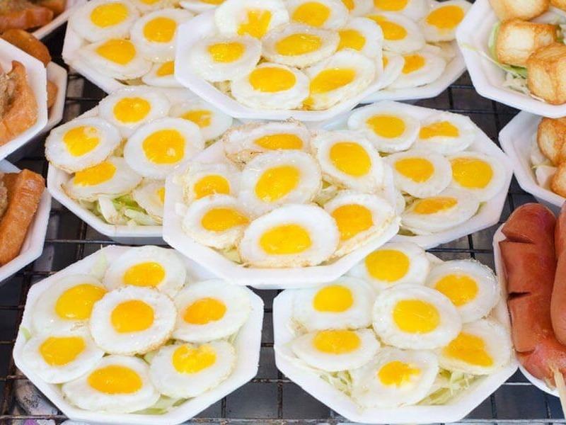 Mon an duong pho doc dao du khach nen thu khi den Thai Lan hinh anh