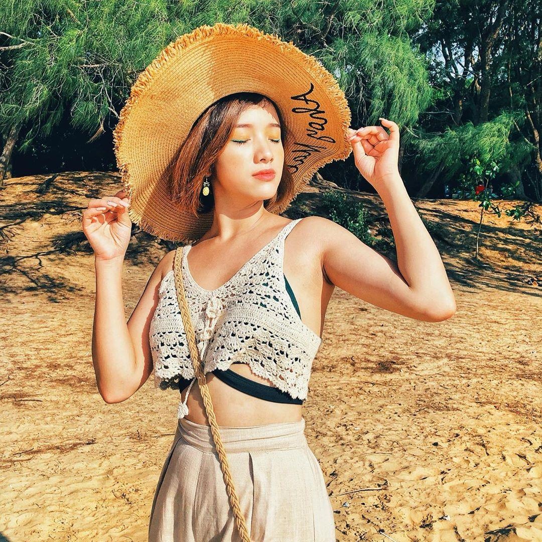 dan hot girl Viet dua nhau check-in Con Dao anh 14