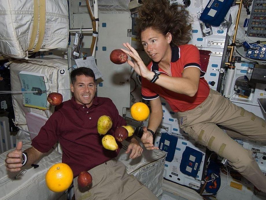 Do an cua phi hanh gia duoc che bien dac biet the nao? hinh anh