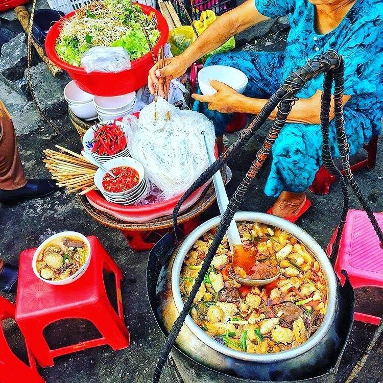 thien duong am thuc' ben trong khu cho co tram nam anh 3