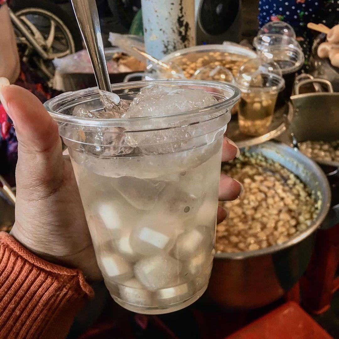 thien duong am thuc' ben trong khu cho co tram nam anh 16