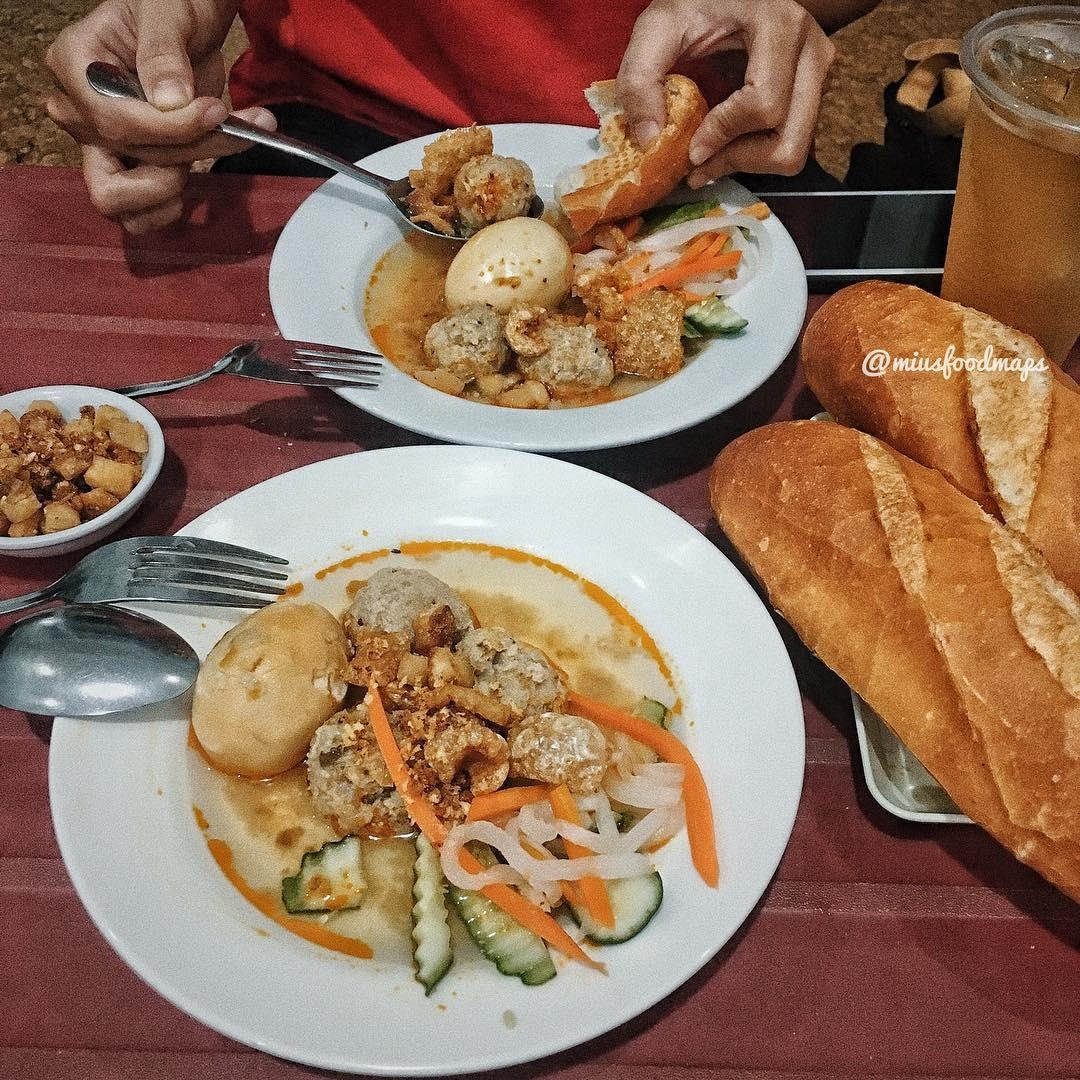 5 khu am thuc cang ve dem cang nao nhiet o TP.HCM anh 15