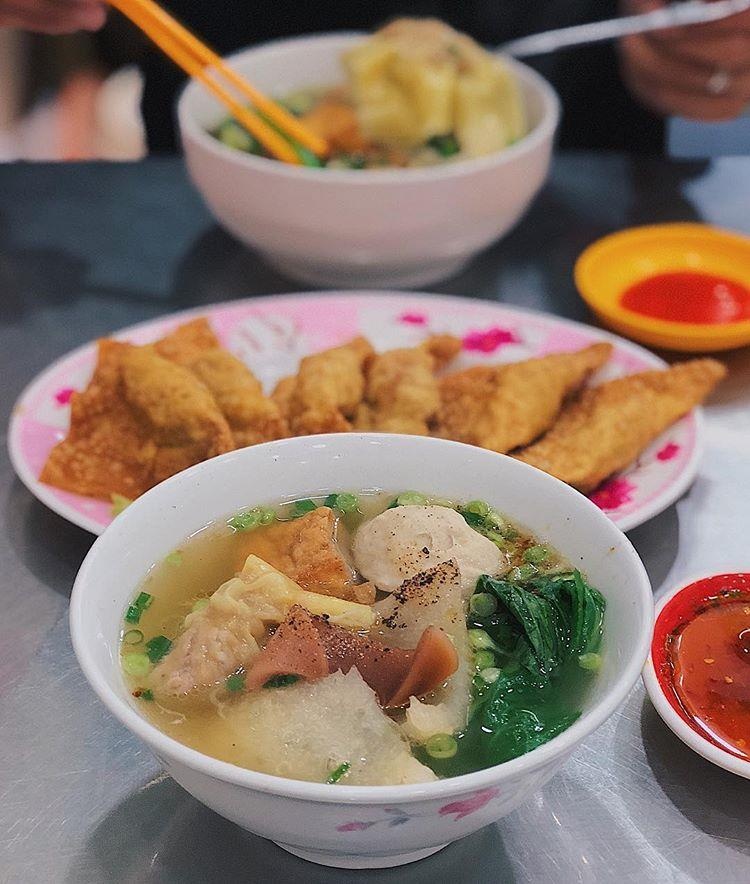 5 khu am thuc cang ve dem cang nao nhiet o TP.HCM anh 14