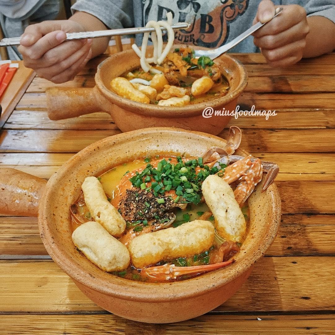 5 khu am thuc cang ve dem cang nao nhiet o TP.HCM anh 12