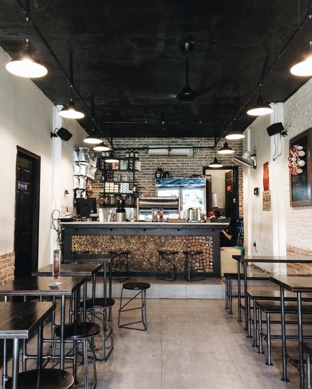 ca phe tu tap ban be xuyen dem o TP.HCM anh 8