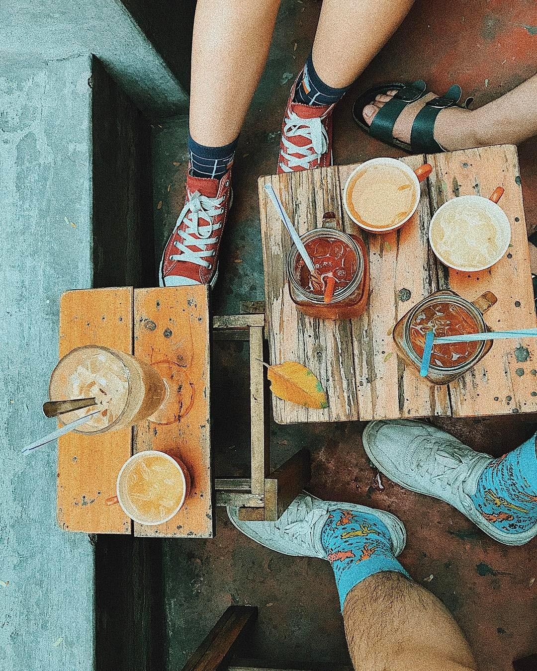 ca phe tu tap ban be xuyen dem o TP.HCM anh 16