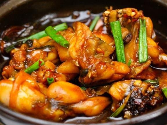 Cong thuc don gian lam ech xao sa ot ngon cay, dam vi hinh anh