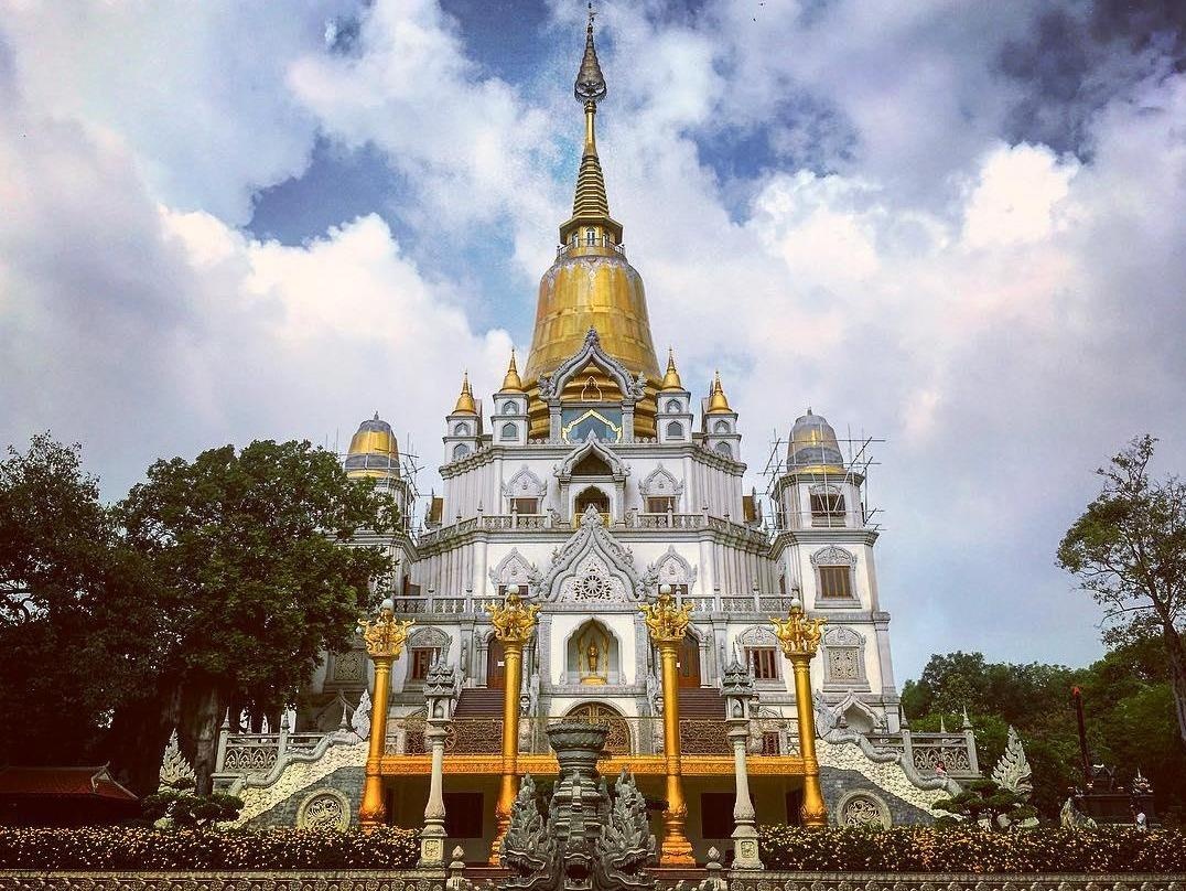 Buu Long va 5 ngoi chua noi tieng linh thieng khu vuc phia nam hinh anh