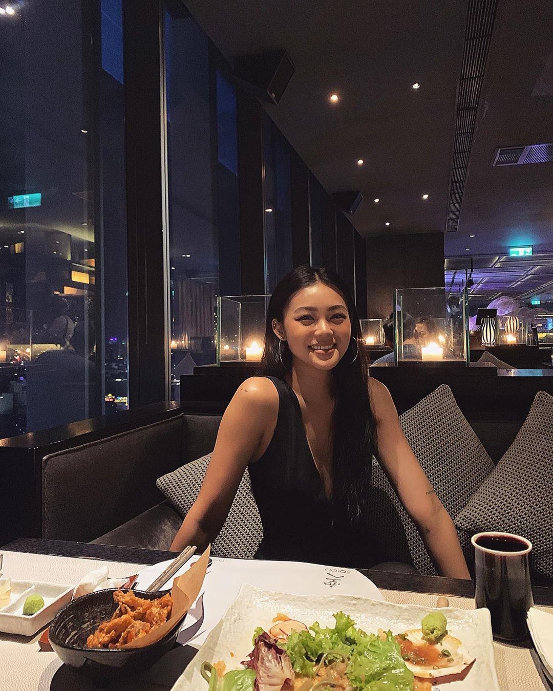 nha hang view thanh pho anh 12