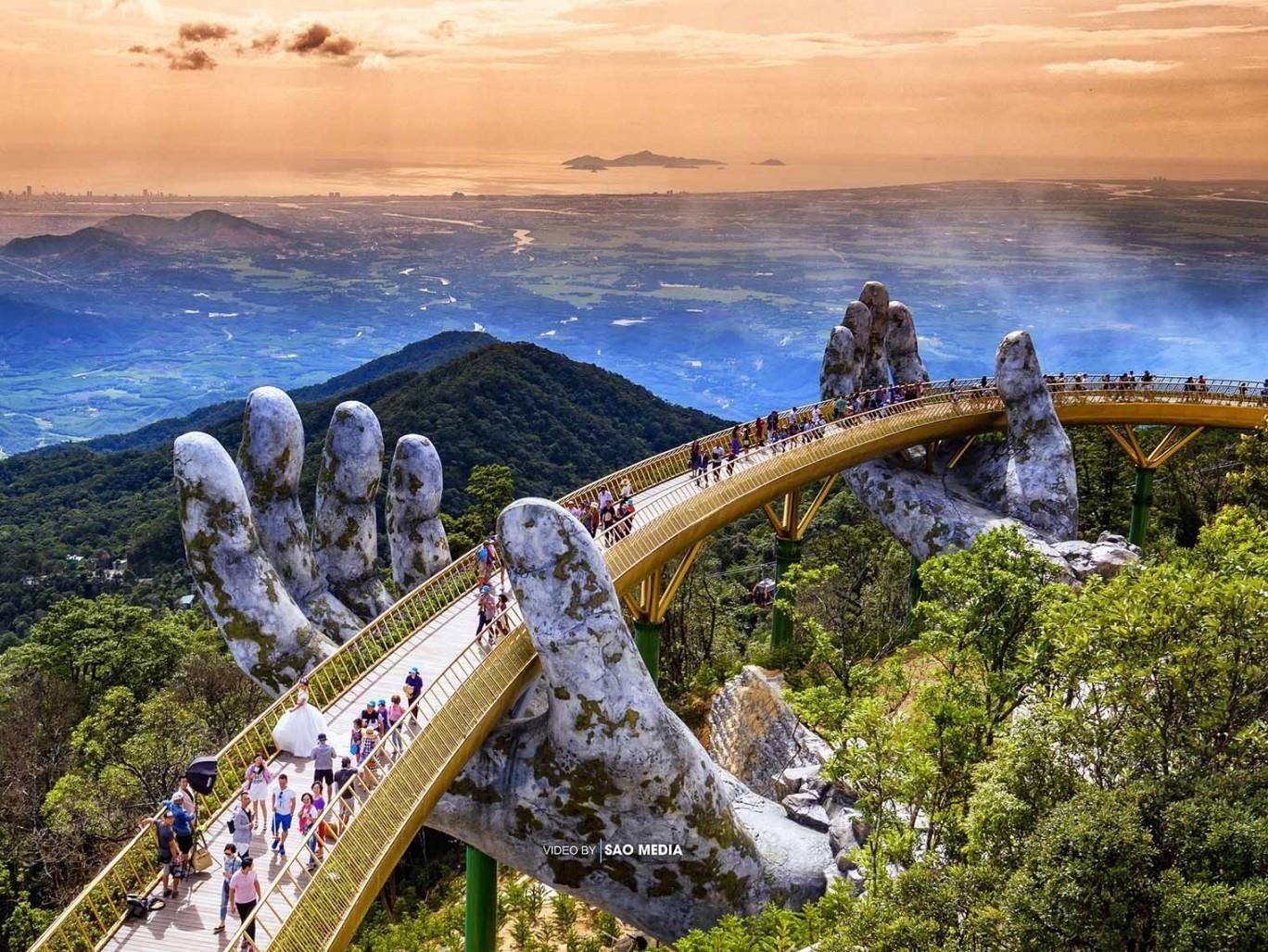 Dai truyen hinh nuoc ngoai goi y loat diem den hap dan o Da Nang hinh anh