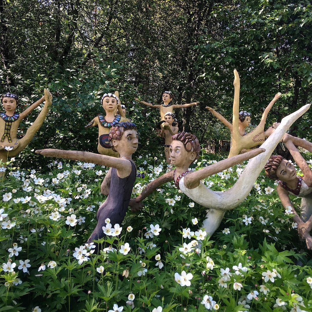 buc tuong phat ra am thanh anh 10