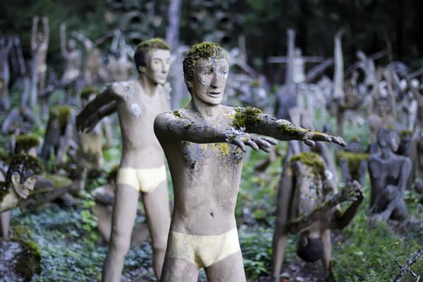 buc tuong phat ra am thanh anh 7