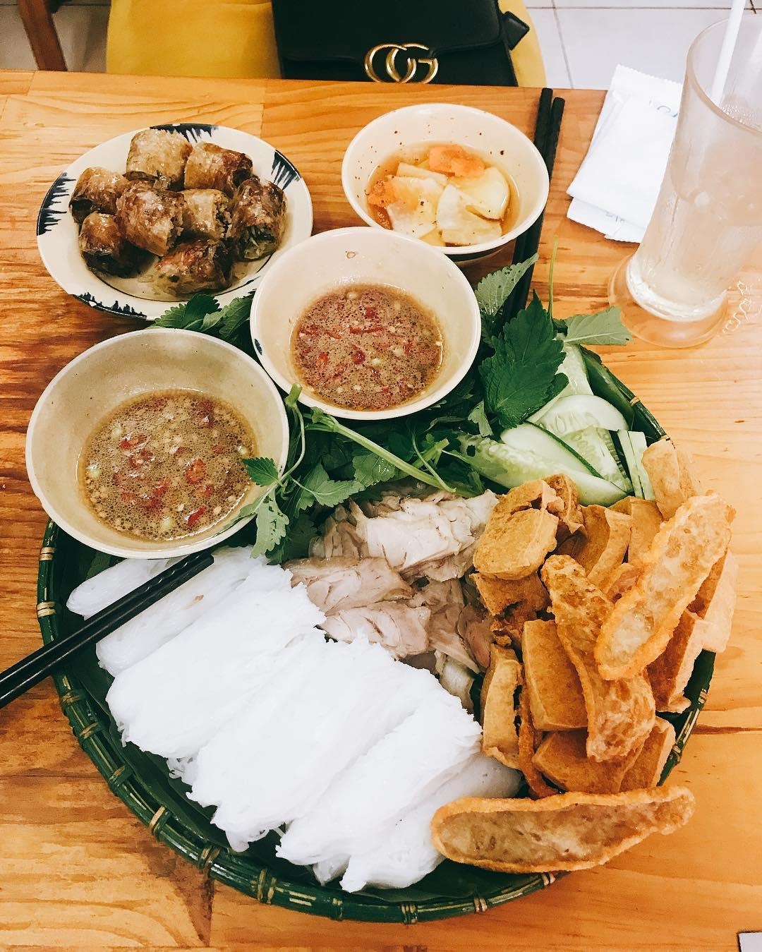 bun dau mam tom TP.HCM anh 15