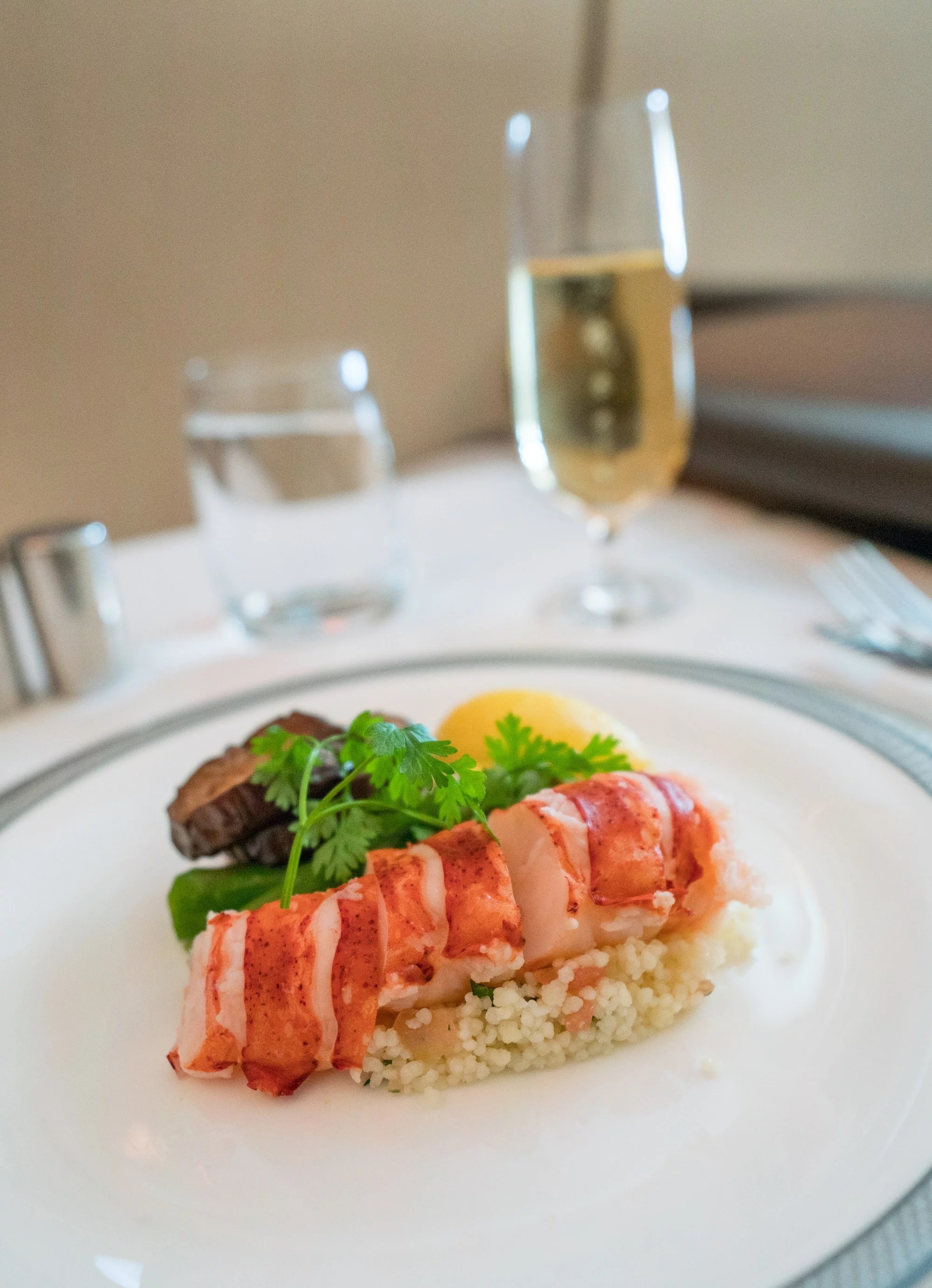 suat bay tren may bay anh 4