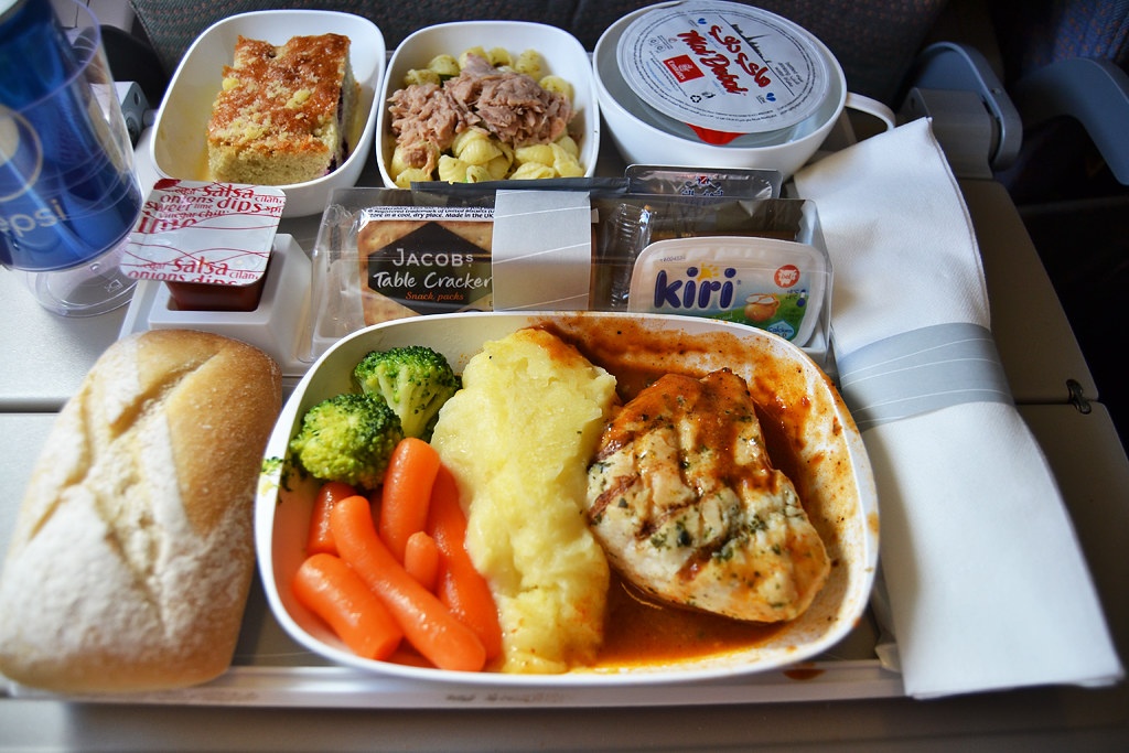 suat bay tren may bay anh 7