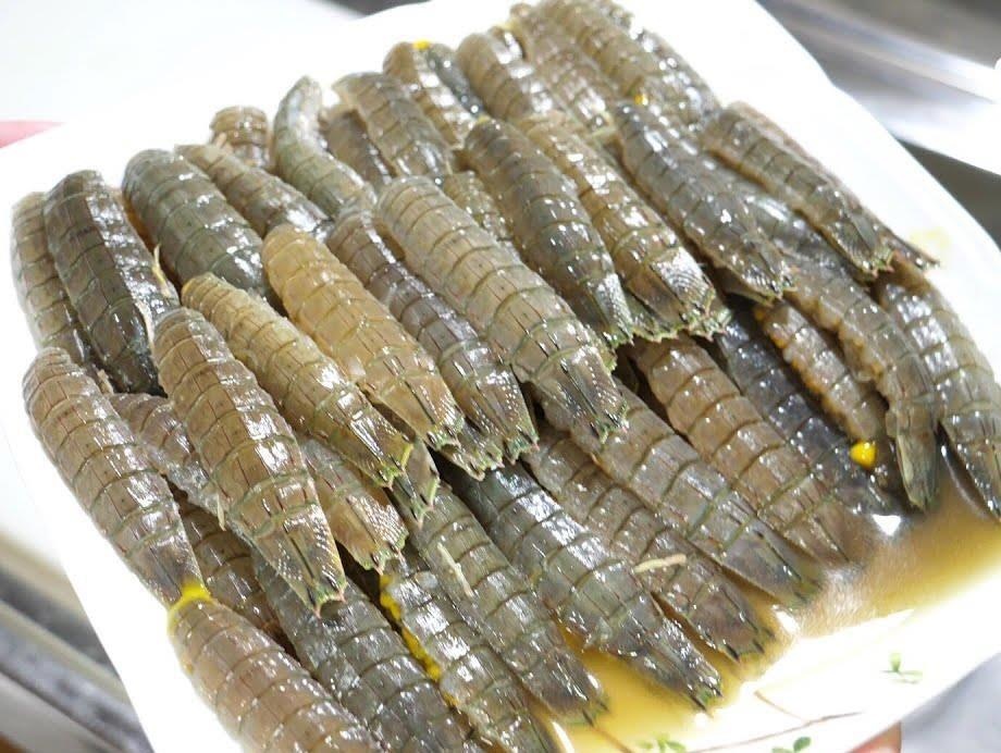 Thuong thuc be be song ngam nuoc tuong gia 30 USD hinh anh