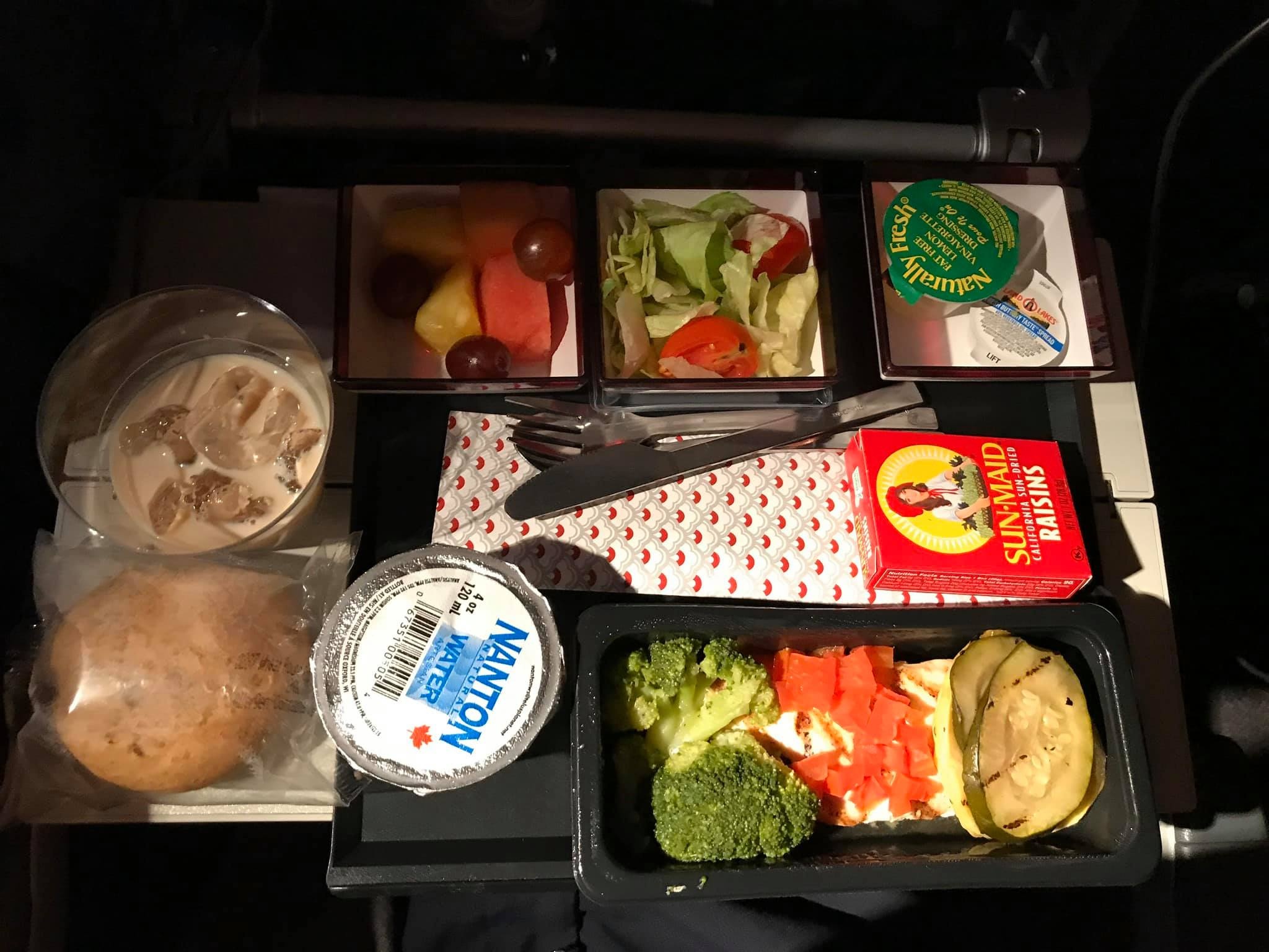 suat bay tren may bay anh 19